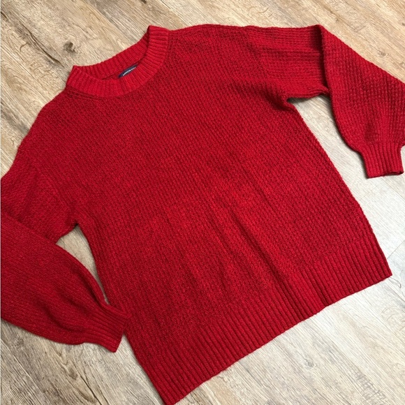 American Eagle • Oversized Knit Sweater - Picture 2 of 7